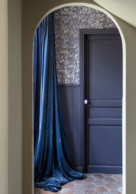 Velvet Curtains - Édimbourg