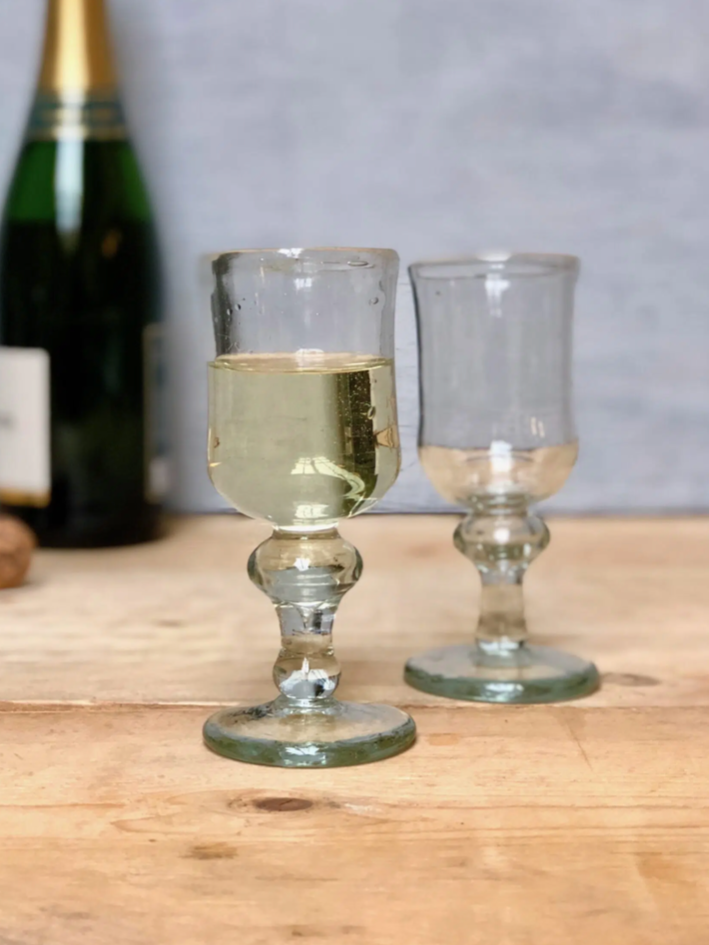 Bicchiere da vino bianco soffiato a mano - Trasparente