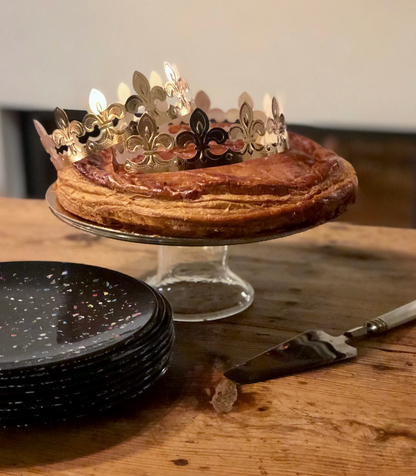 Opera Glass Cake Stand