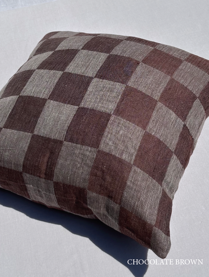 Cuscino in lino a quadri azzurri V.VM – 50 x 50 cm