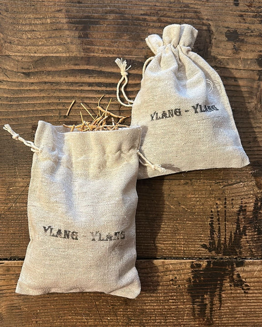 Vetiver Sacket with Ylang Yang Essential Oil