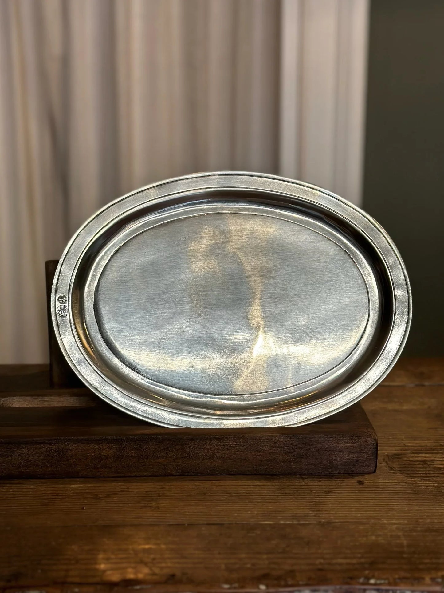 'Orvieto' Oval Platter in Pewter by Cosi Tabellini - 24 x 18,5